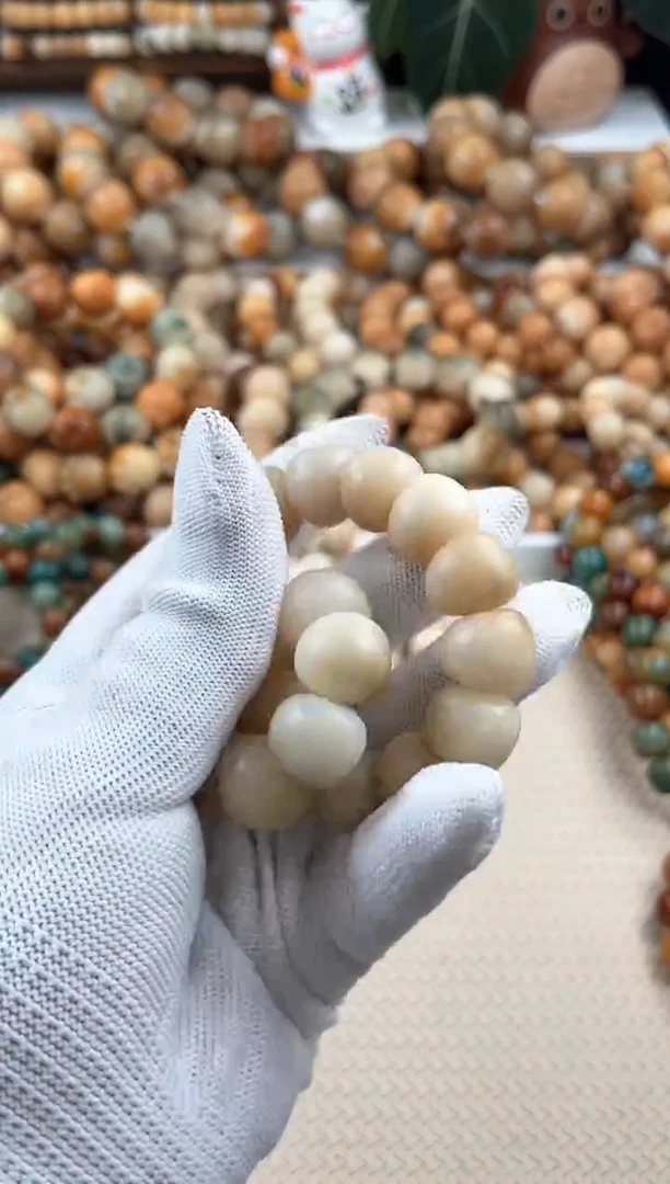 【闪购商品】菩提根/象牙果吊坠w692卡15