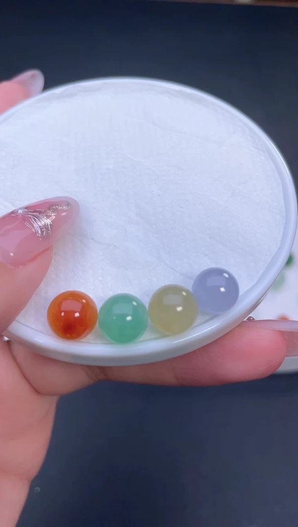 未镶嵌定制翡翠瓜**果888