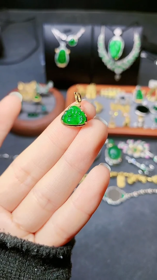 【闪购商品】翡翠吊坠(不含链)银S925镶嵌小题路