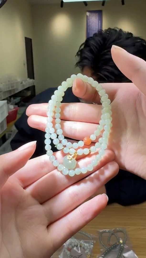 未镶嵌手链和田玉多样性发一件 467