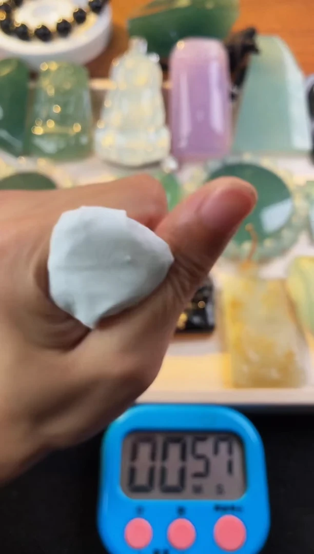 定制翡翠未镶嵌K***?S毛货不退不换