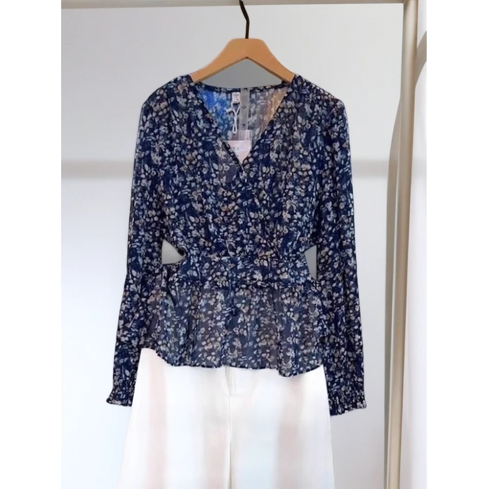 一眼惊艳感！好美！高端宽松显瘦碎花衬衫女V领慵懒感轻薄时髦衬衣