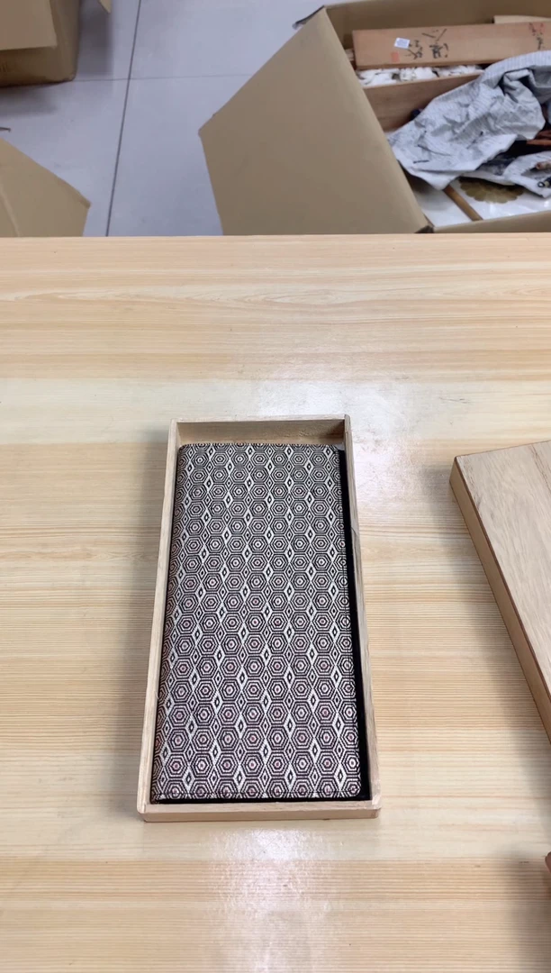 手工艺品琉璃默认微瑕，no退no换，介意勿拍