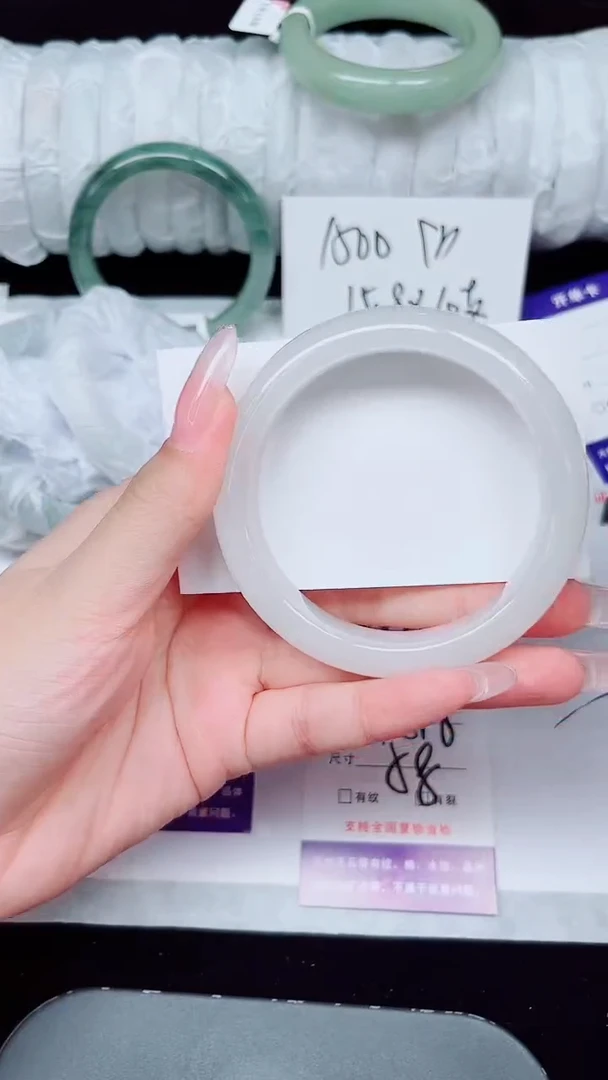 未镶嵌手镯石英质玉368-58