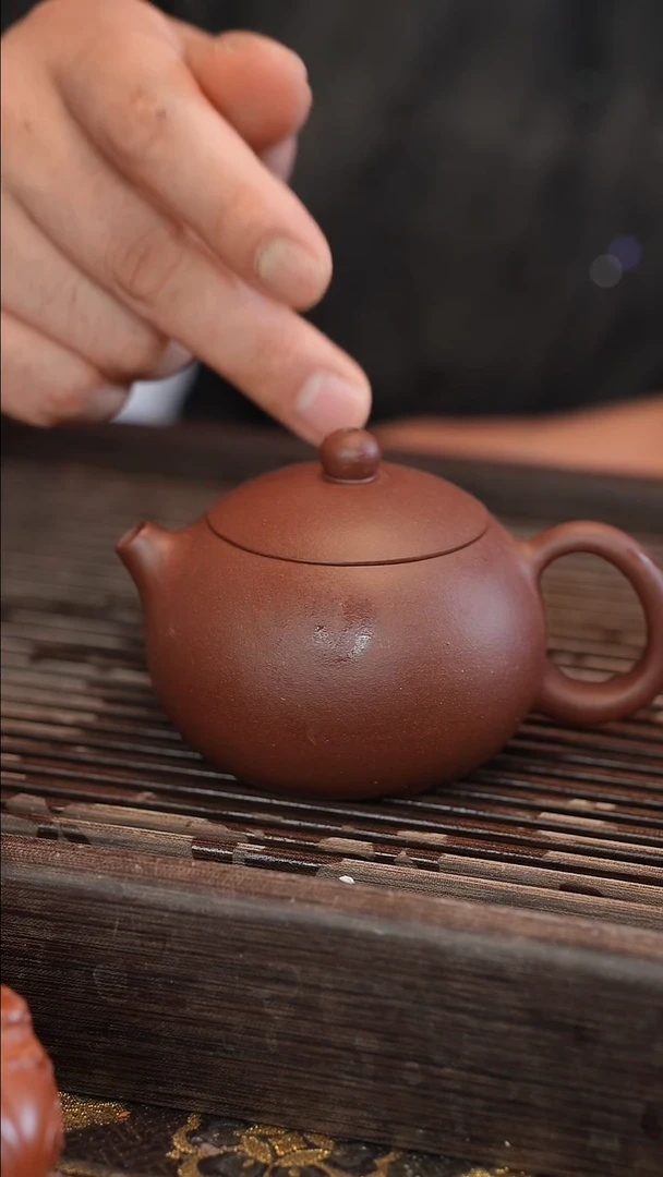 茶壶紫砂西施 半手工 200cc