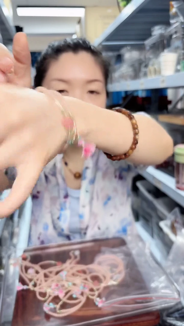 石英质玉手串未镶嵌肉粉色双圈