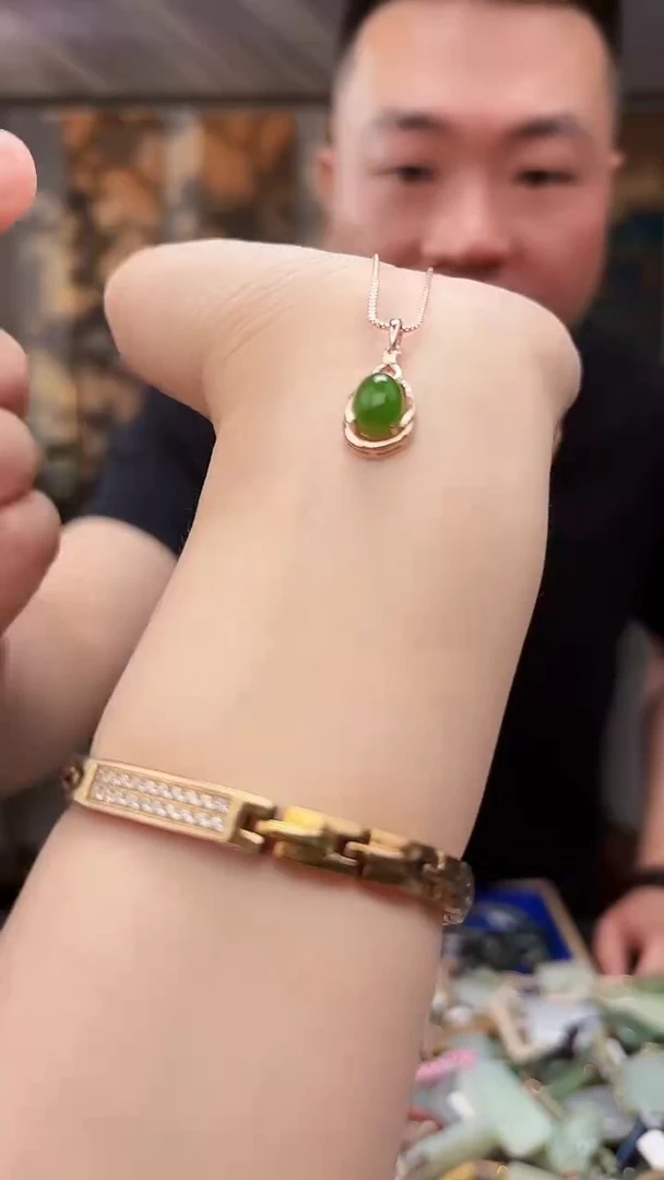 和田玉未镶嵌挂件拍一发一多样性发货