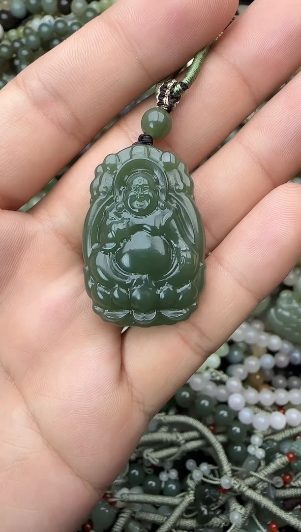 颈饰未镶嵌和田玉拍一发一