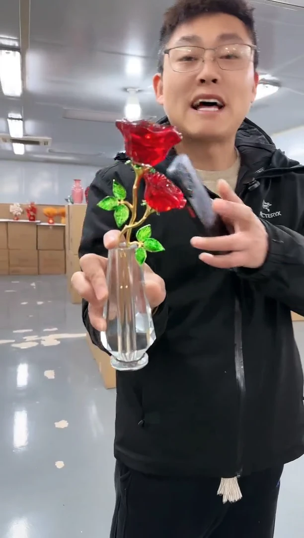 【闪购商品】玻璃小飞0007