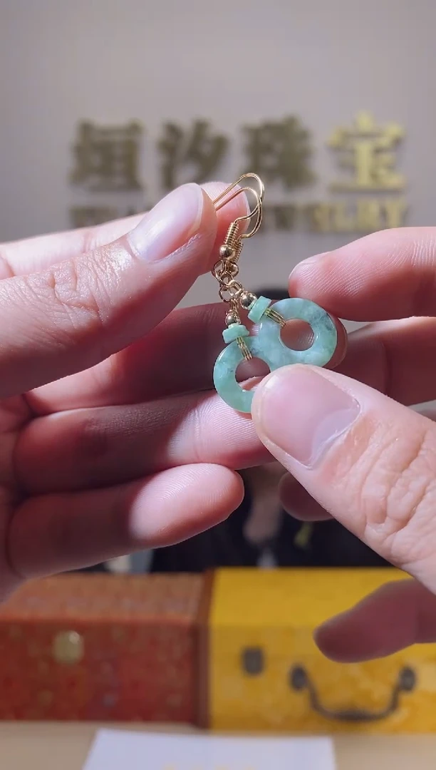 【闪购商品】翡翠颈饰未镶嵌天然A货翡翠耳钩（多样性发一）