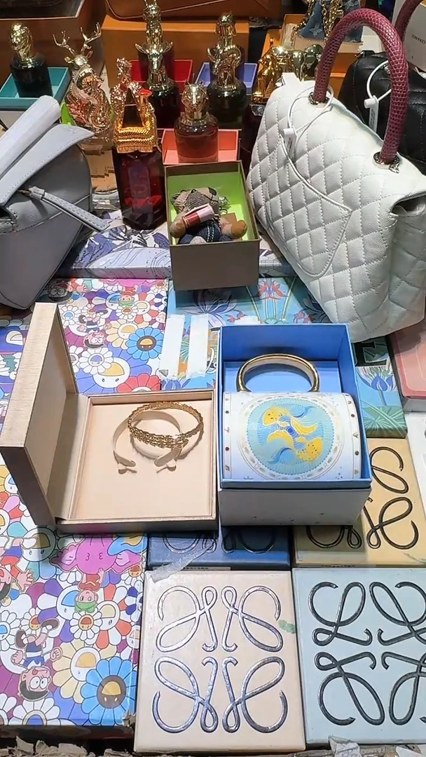 【闪购商品】瓷片11111111111111