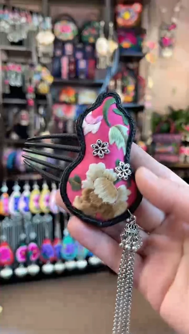 织绣民族风手工非遗老绣饰品477