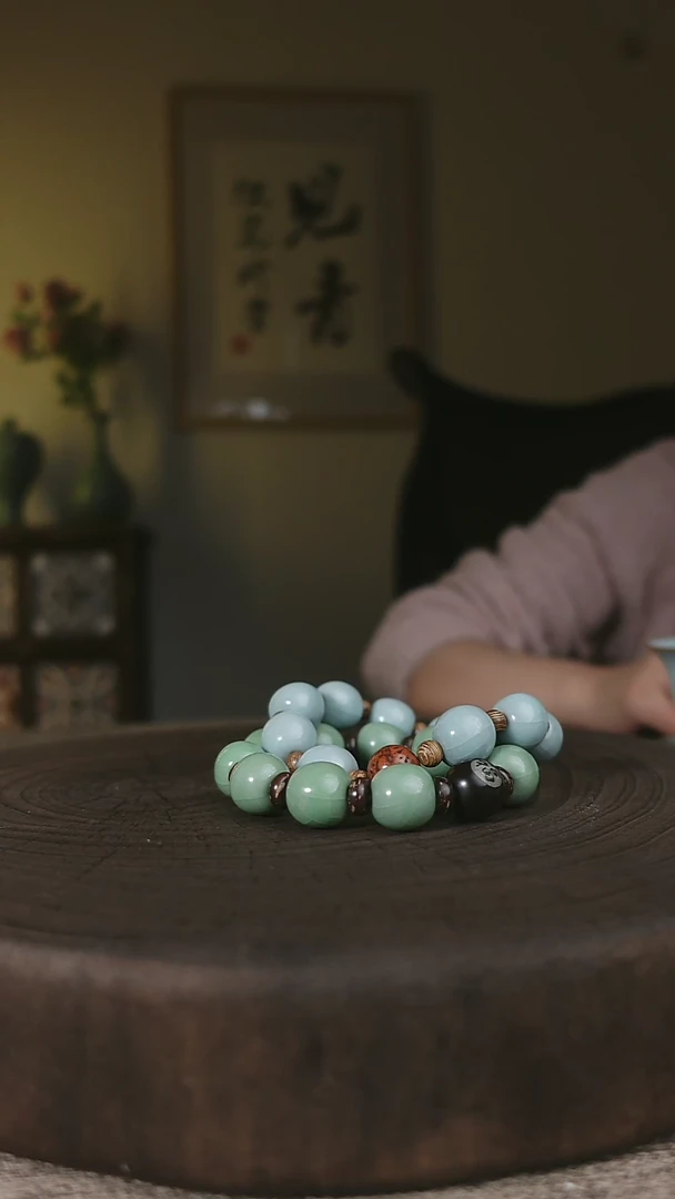 【闪购商品】杯子天青或豆绿色手串一串