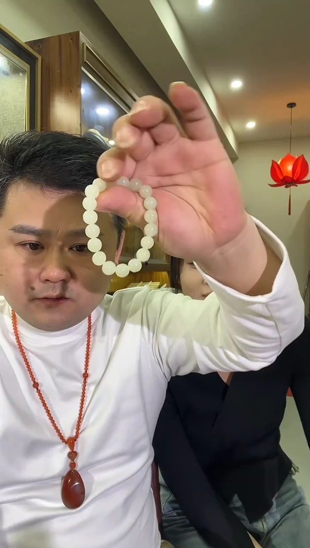 未镶嵌手串和田玉卡10手串