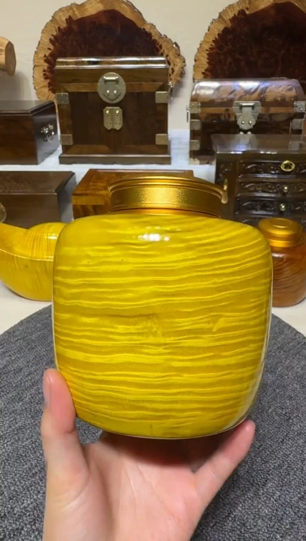 金丝楠木 整料掏挖铜盖 帝王黄茶叶罐
