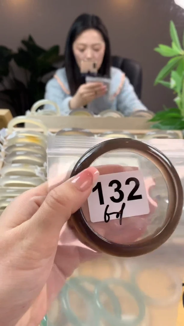 【闪购商品】玛瑙/玉髓手镯未镶嵌132