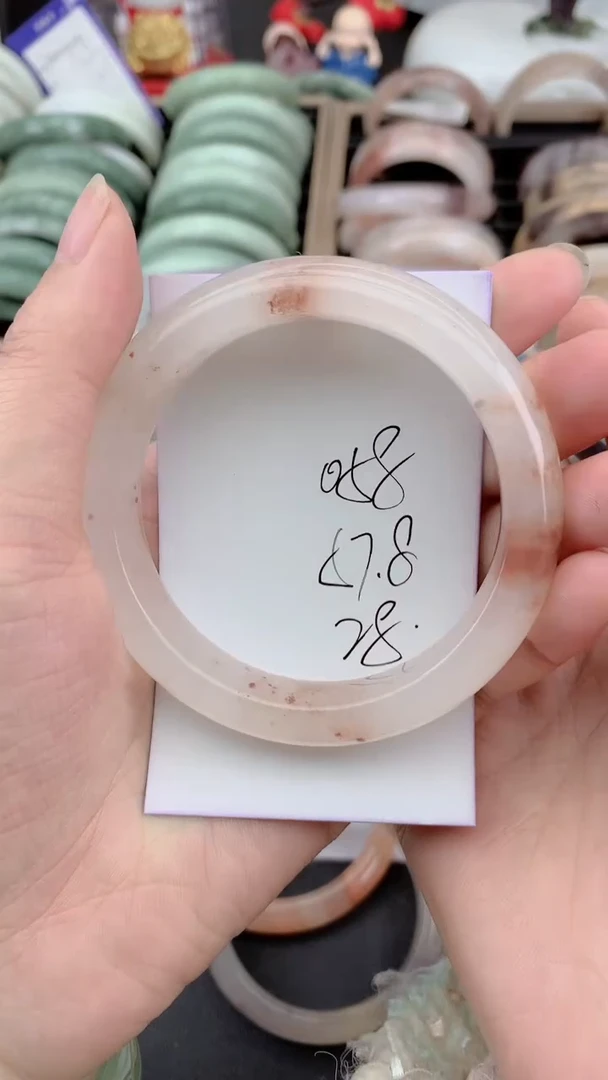 未镶嵌手镯石英质玉058