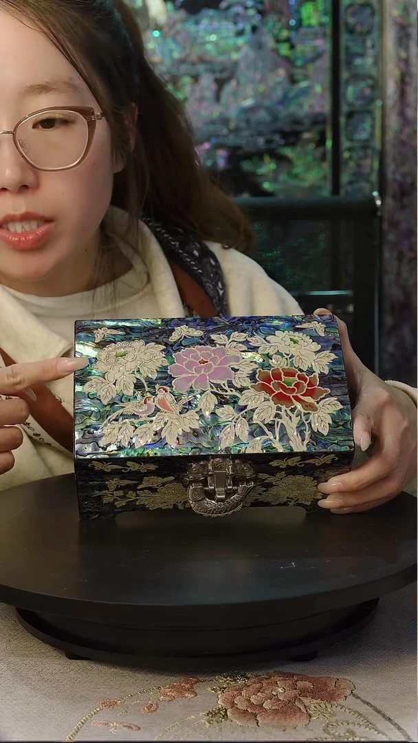 黑金鲍全满螺·弘贝雅螺钿漆器文化馆