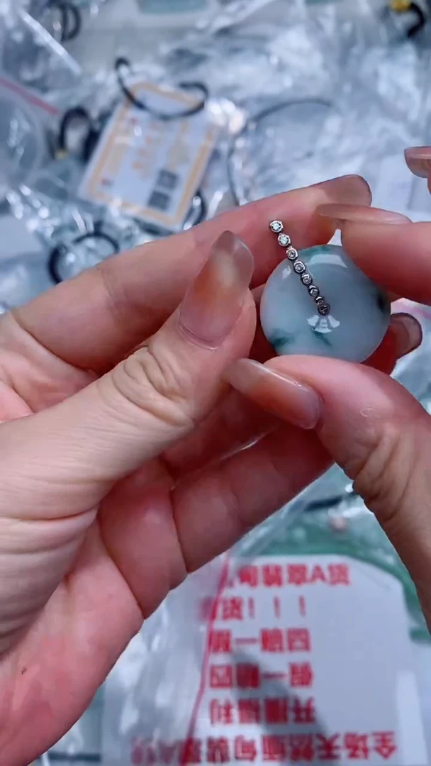翡翠银S925镶嵌颈饰吊坠