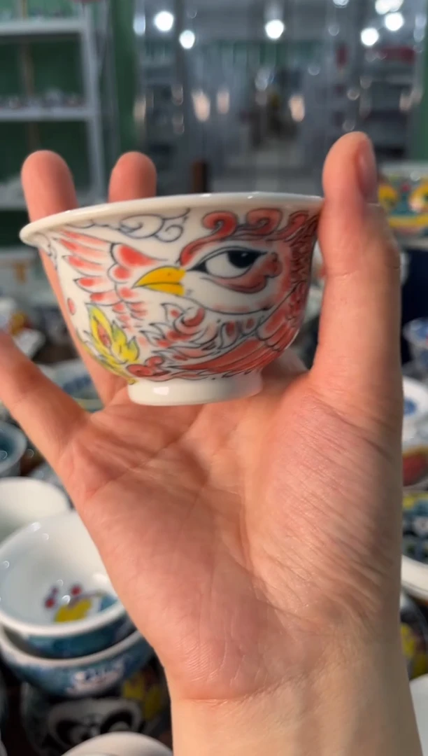 陶瓷昨明景德镇陶瓷：压手杯