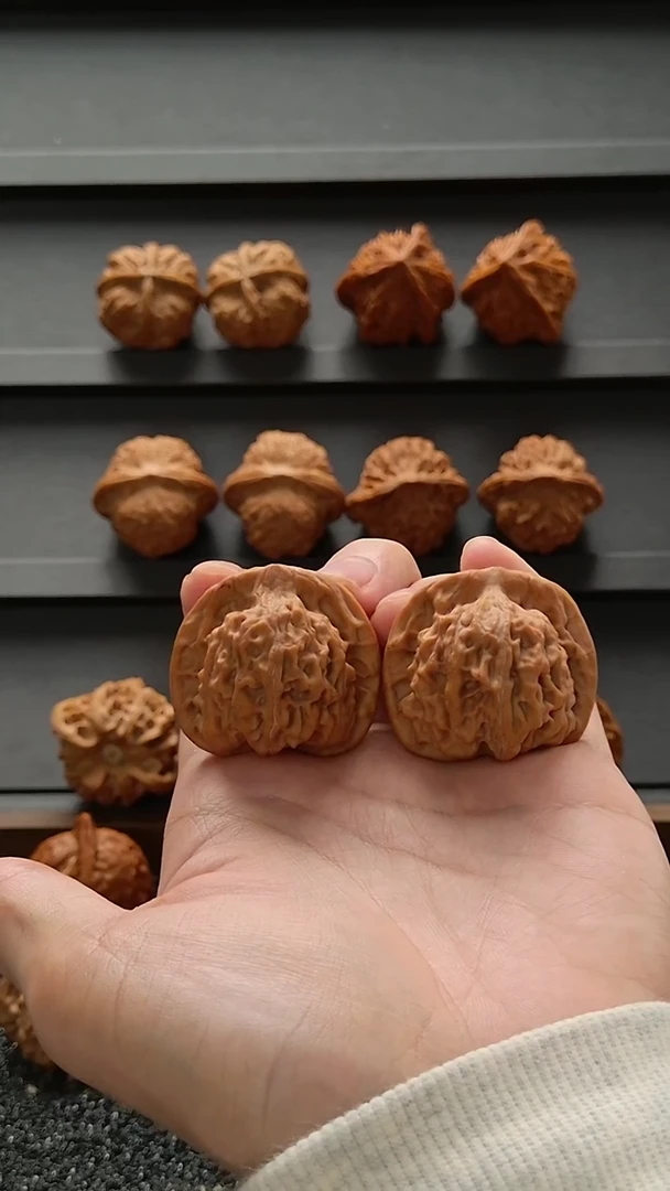 把件文玩核桃天地39mm