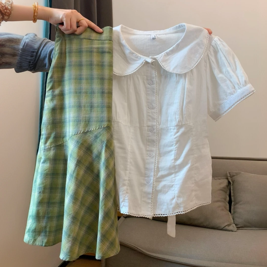 韩系复古文艺洋气穿搭一整套娃娃领蕾丝花边衬衫荷叶边格纹半身裙