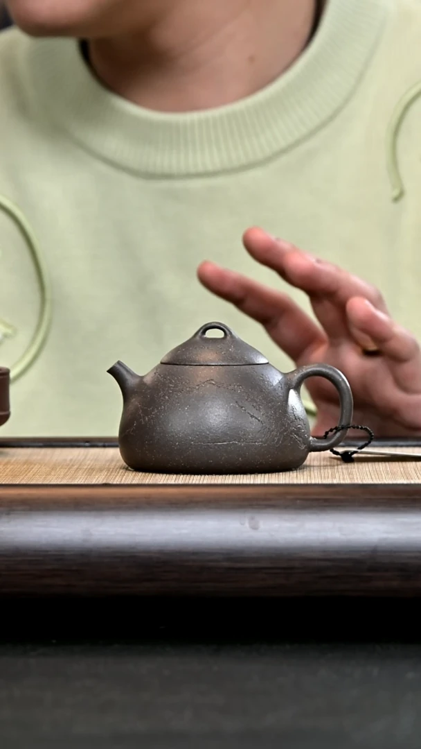 【闪购商品】紫砂茶壶AH9148 冬心刻绘 天青