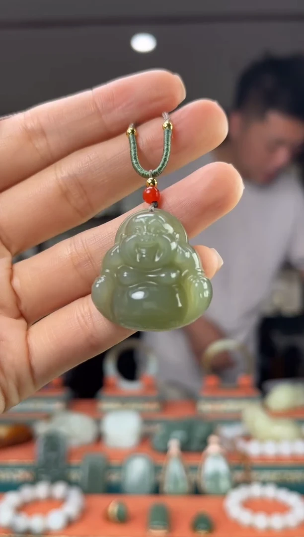 和田玉未镶嵌颈饰佩佩30mm左右