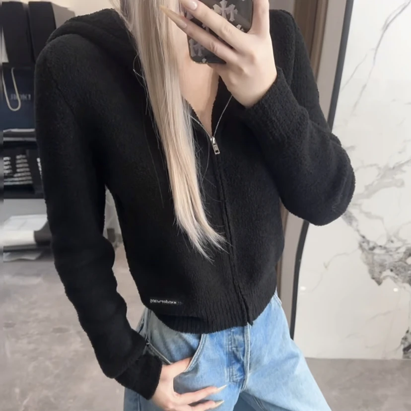 GXW2025SS 字母刺绣拉链短款连帽针织开衫毛衣外套