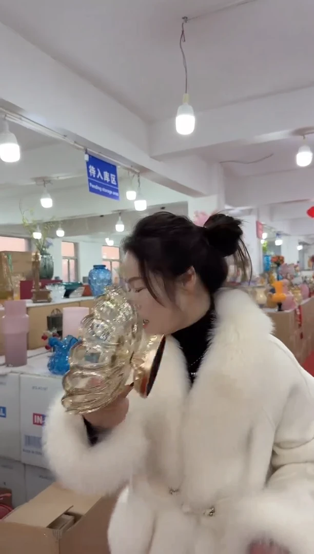 【闪购商品】琉璃迪喜花器-p-早21