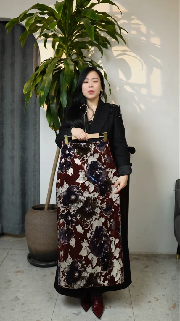 高定设计款丝绒半裙，花色，M码（74腰围）