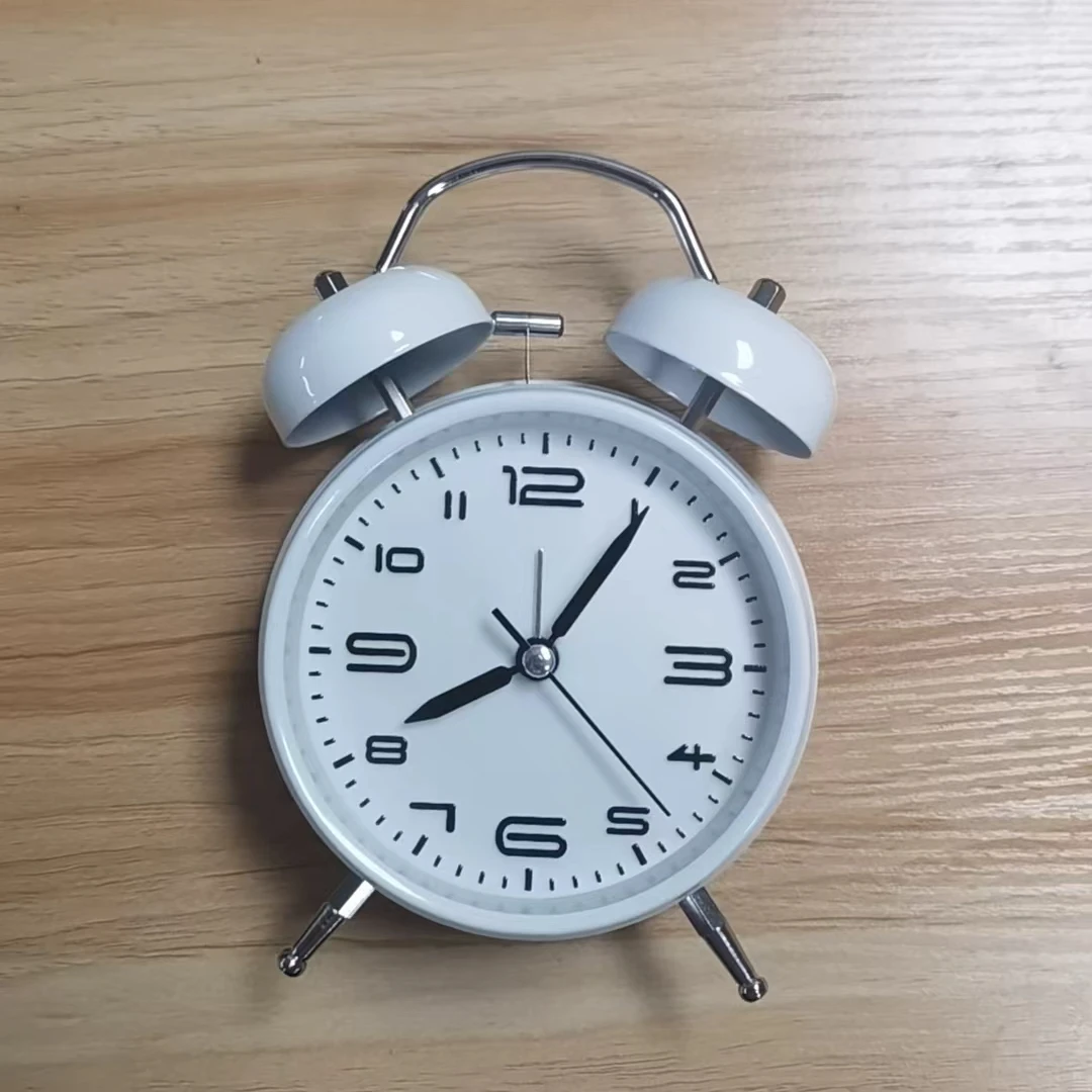 复古创意小闹钟knn