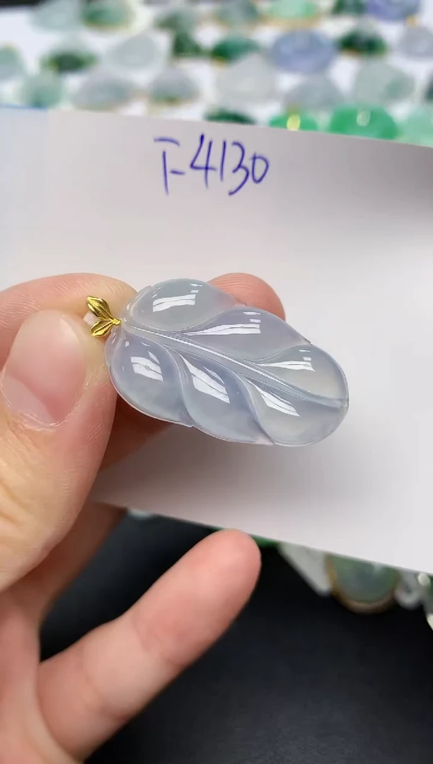 颈饰18K金镶嵌翡翠天然缅甸A货翡翠百元以上9元证书费自理