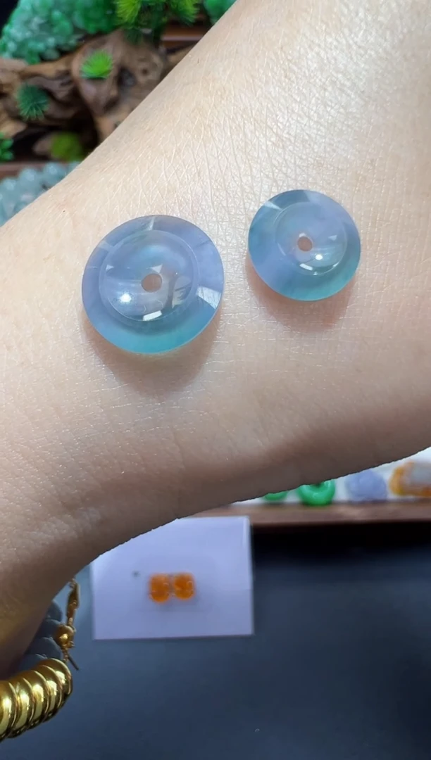 未镶嵌定制翡翠扣子一对