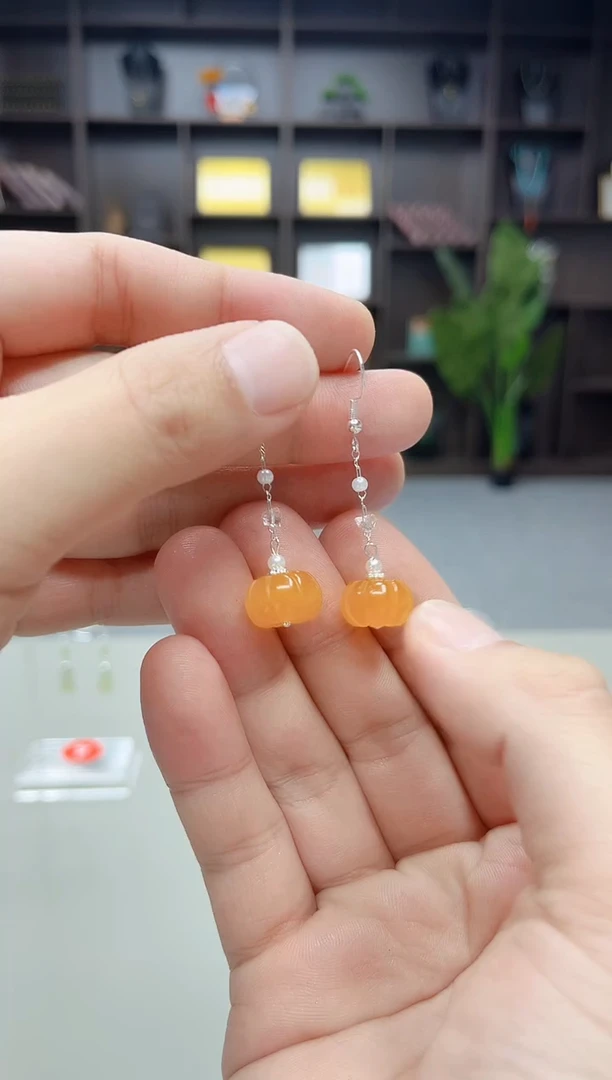 未镶嵌耳饰玛瑙/玉髓W06
