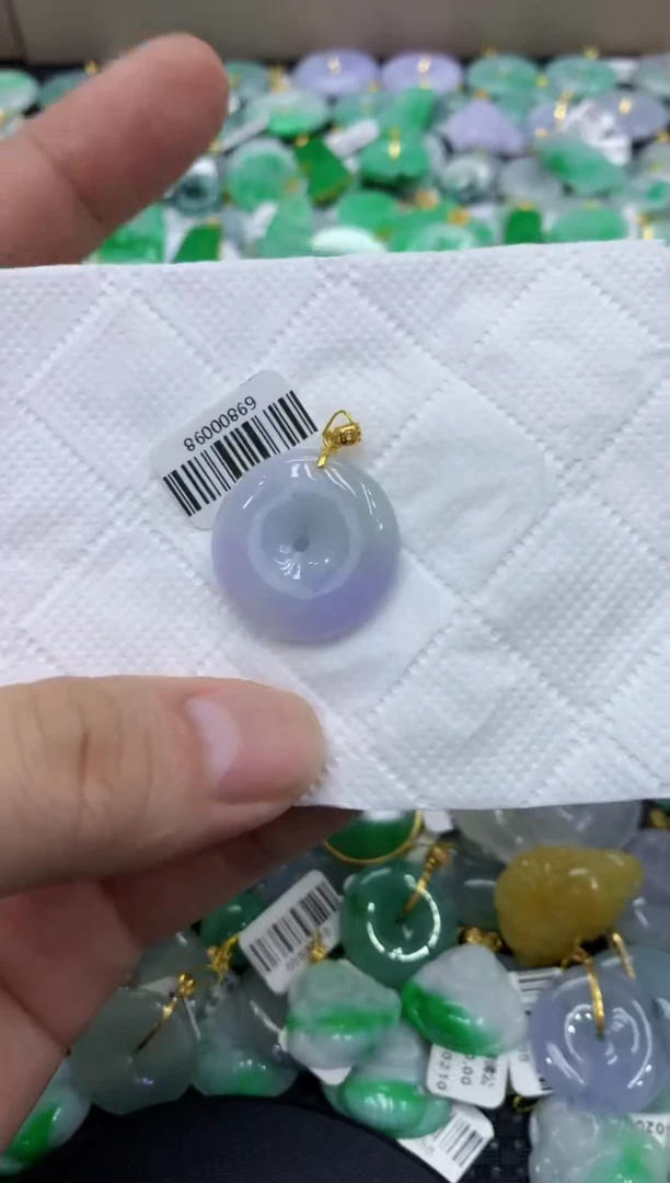 颈饰未镶嵌翡翠天然缅甸翡翠A货