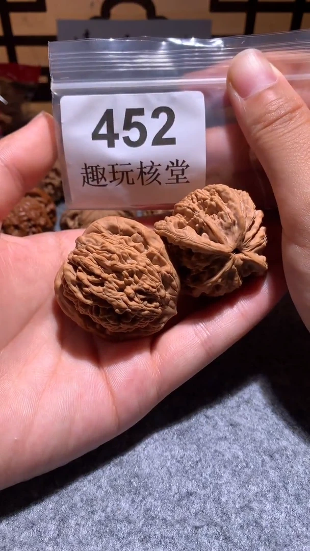 把件文玩核桃【趣玩核堂】452号，41左右虎头