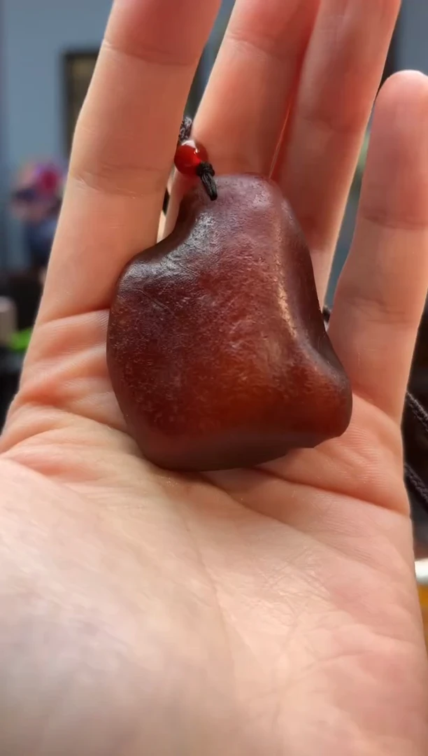 琥珀颈饰未镶嵌吊坠