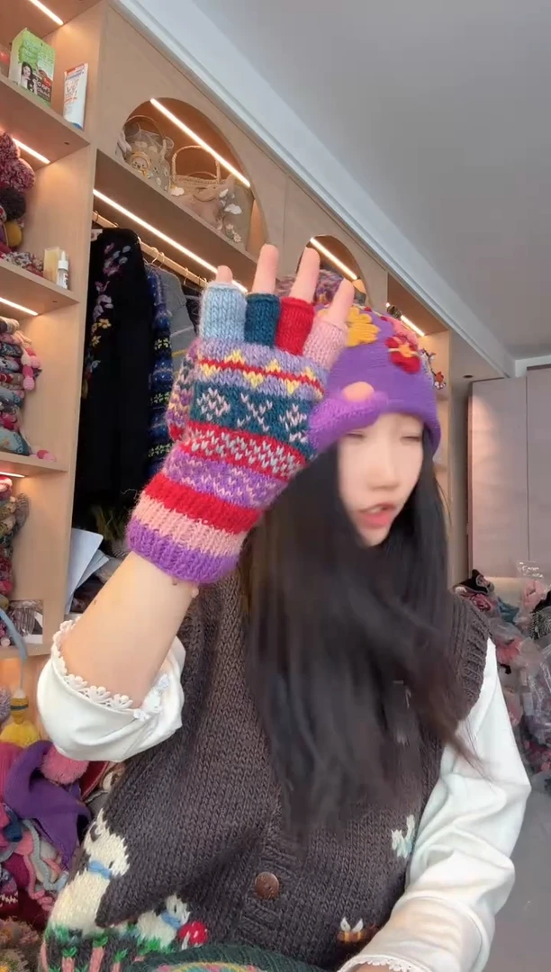 羊毛百羊毛紫色手套