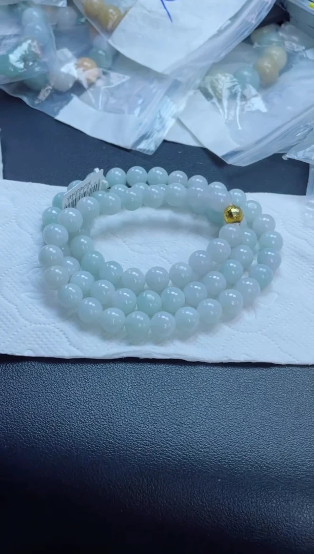 定制翡翠未镶嵌珠串