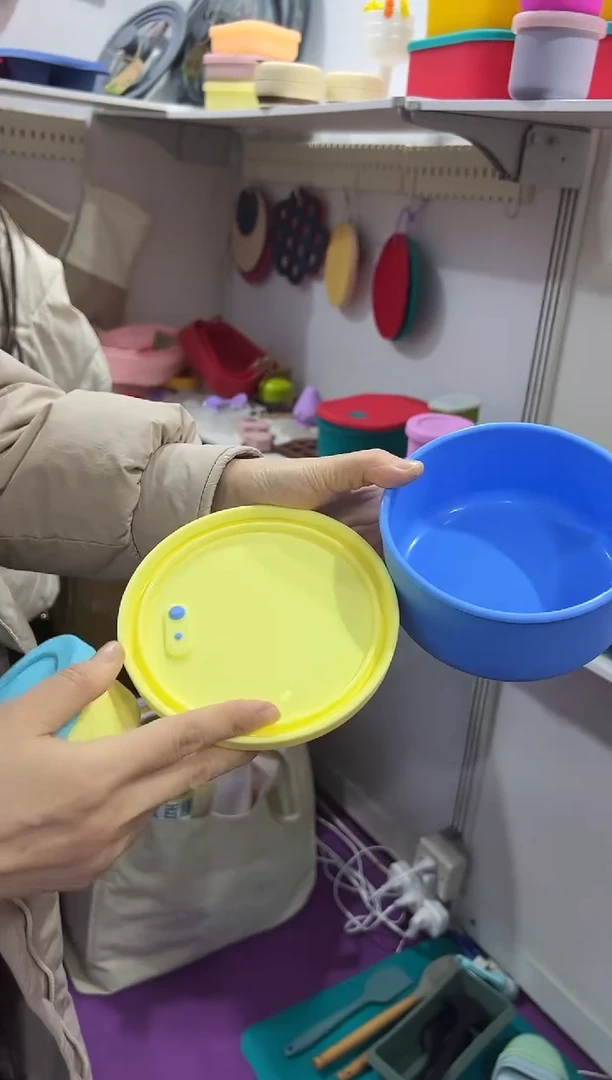 硅胶蓝底黄盖-700排气圆盒