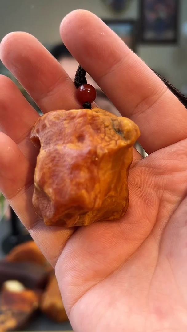 琥珀颈饰未镶嵌吊坠