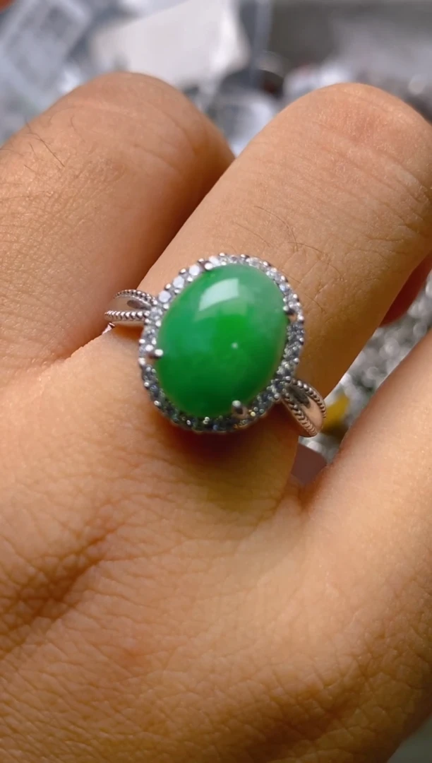 银S925镶嵌戒指翡翠百内无证书