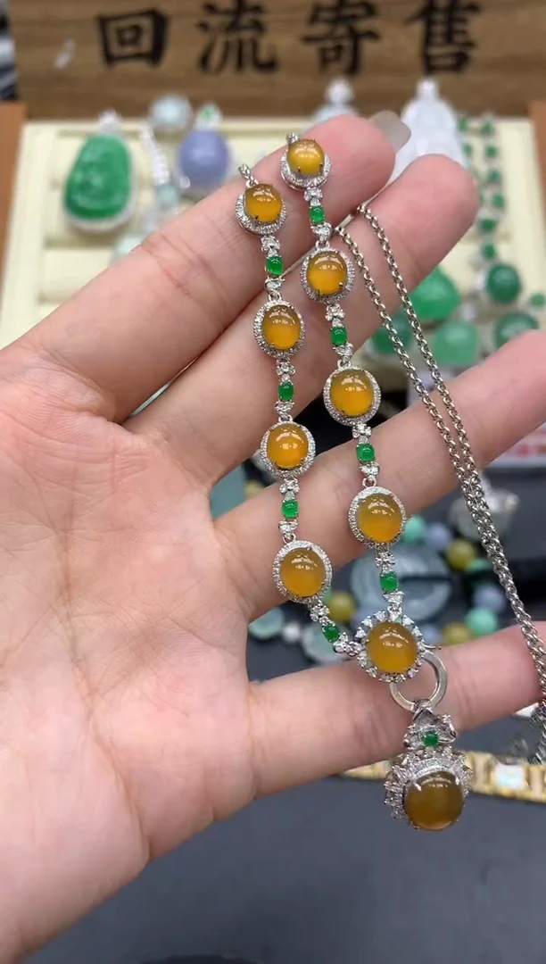 【闪购商品】翡翠颈饰18K金镶嵌589-中国好珍宝