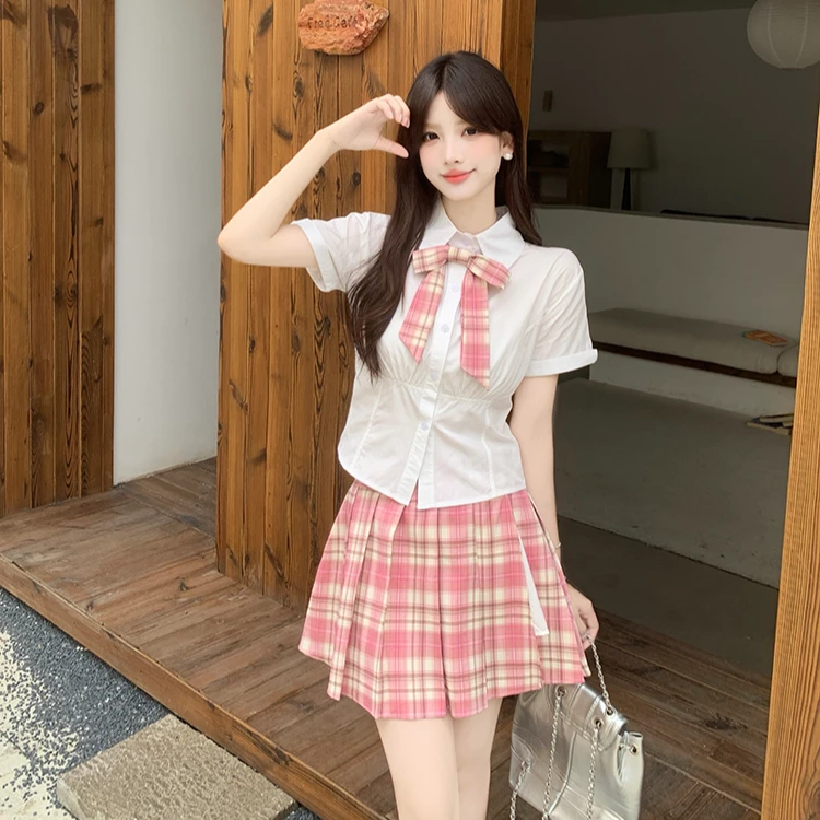 810 学院风甜心设计感短袖衬衫上衣+格子百褶短裙两件套