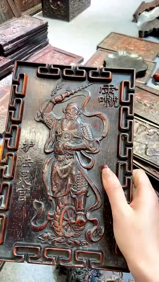 木紫檀雕刻一物一拍