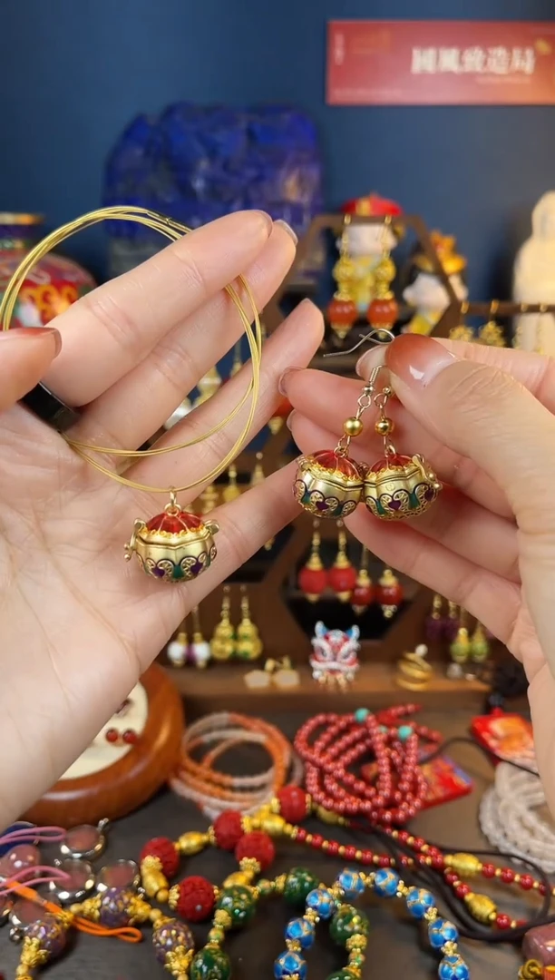 【闪购商品】柿柿如意珐琅耳钩+吊坠