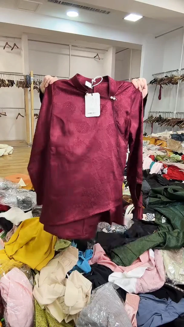 M码      110斤  无腰带