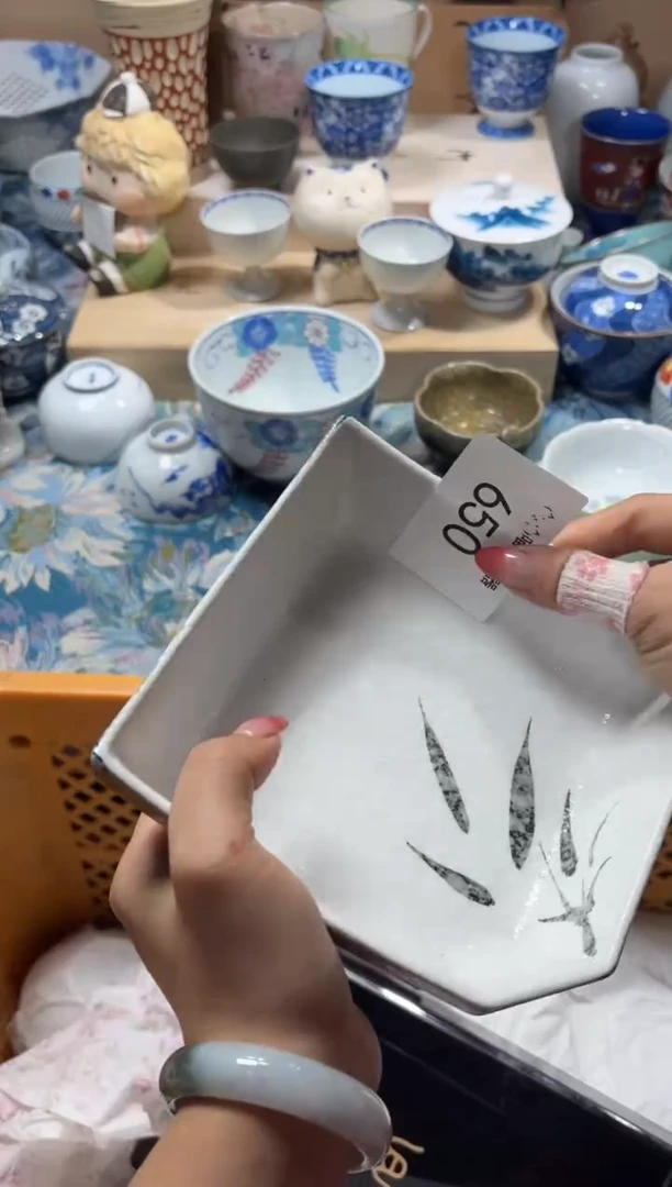 瓷片泡*?店铺名称 喵可瓷器 闪购类型 定向 泡芙650