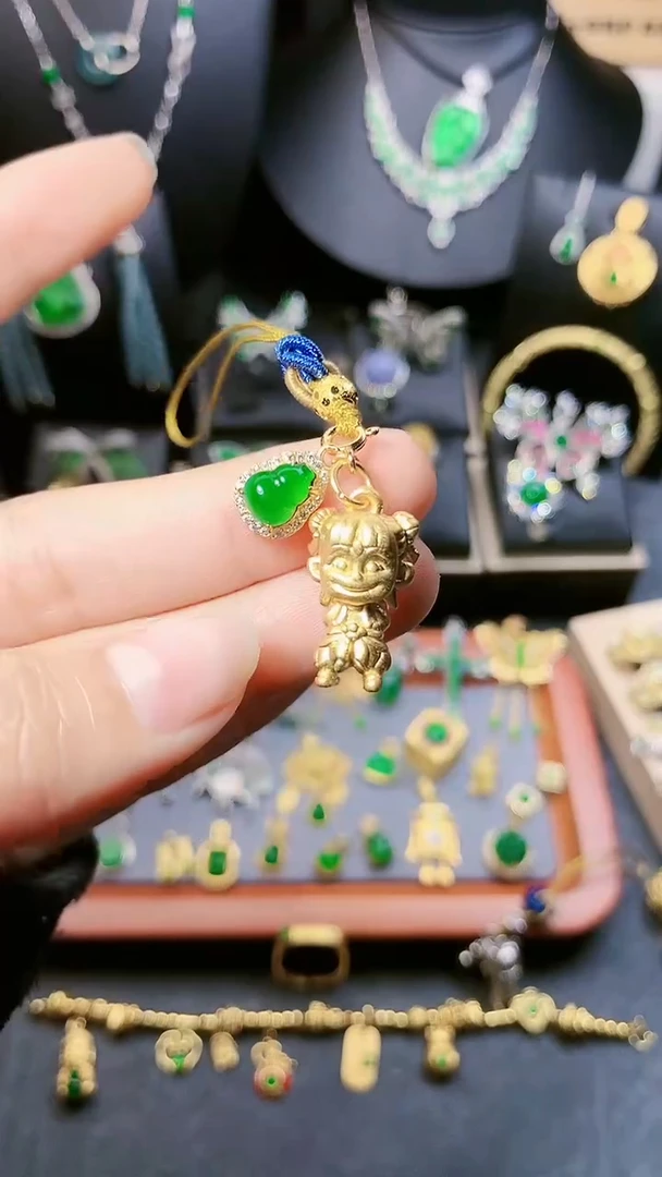 【闪购商品】翡翠吊坠(不含链)银S925镶嵌吊坠